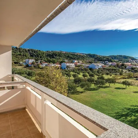 Awesome In Rab With Wifi Lägenhet