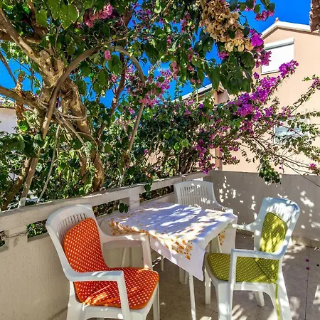 Awesome In Rab With Wifi *