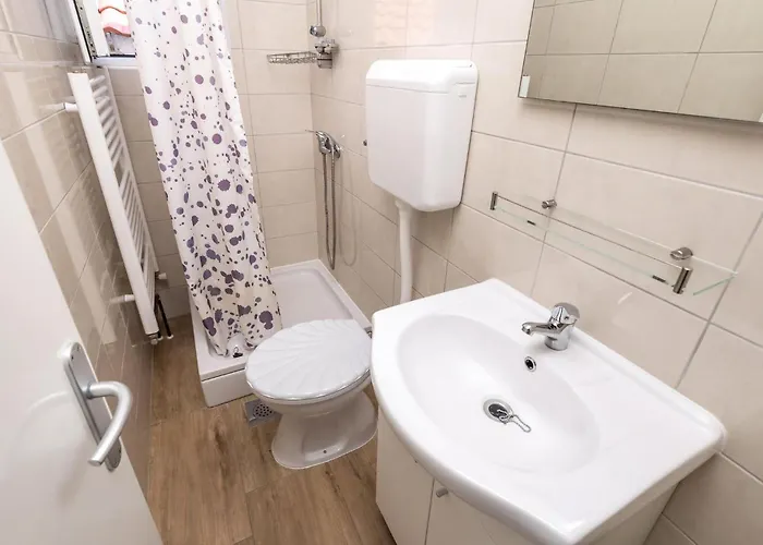 Awesome In Rab With Wifi Appartement