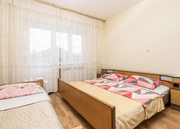 Awesome In Rab With Wifi * Palit